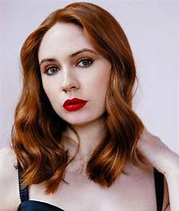 Karen Gillan: A Complete Biography with Upcoming Movies, Boyfriend ...