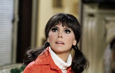 Unveiling Marlo Thomas: A Look at Her Current Photos, Plastic Surgery ...